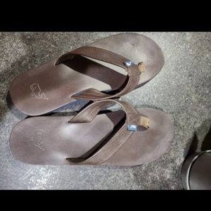 Vineyard Vines Men's flip flops